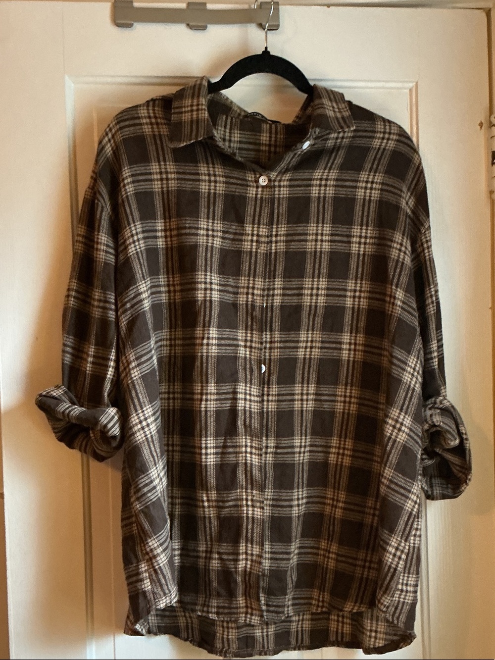 SHEIN Brown & Cream Plaid Long-Sleeve Button-Down Shirt🍂